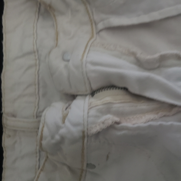 White distressed jean shorts - Picture 13 of 16